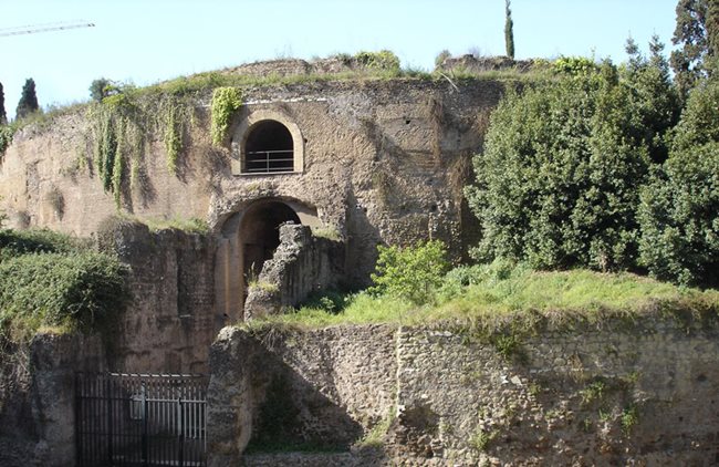 Мавзолеят на Октавиан Август в Рим. Снимка: Уикипедия