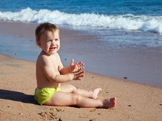 10 съвета за морска почивка с бебе
