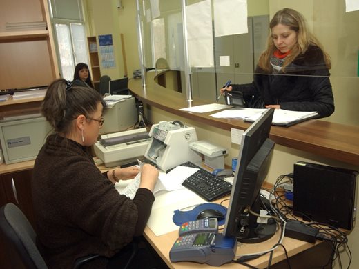 Без такси при плащане на данъци на гишетата на НАП