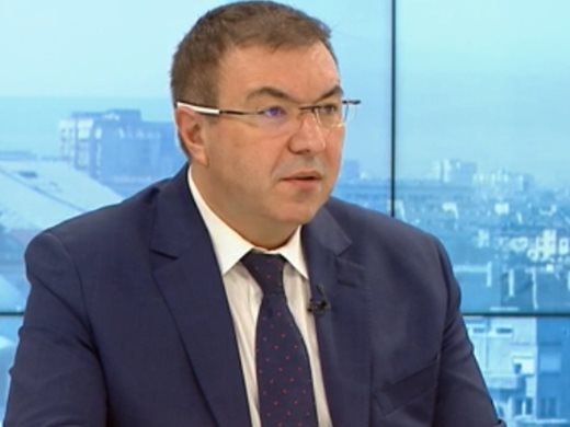 Министър Ангелов: От 1 януари всеки лекар с 600 лв. по-висока заплата