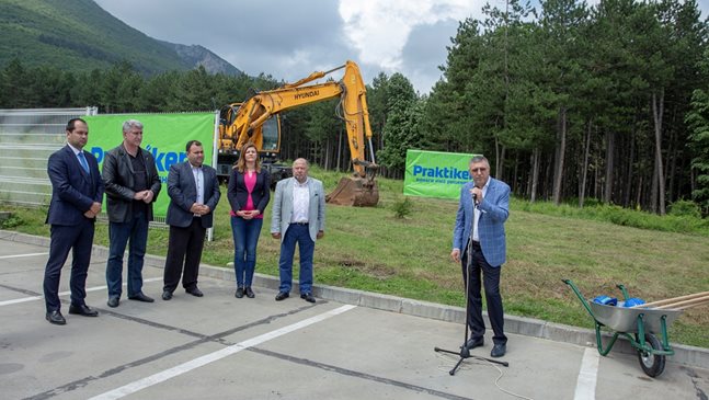 „Практикер” започва изграждането на хипермаркет във Враца