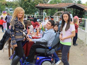 Царската дъщеря Калина подкрепя благотворителните инициативи на Йонка Димитрова