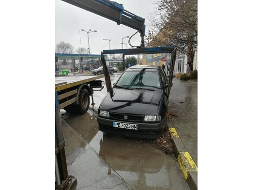 Паякът в Пловдив, чийто номера свали човек от  автомобилната администрация, е санкциониран неправилно