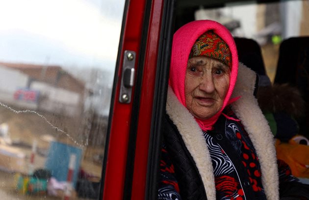 Много уязвима група са възрастните хора, които са били свидетели като деца на Втората световна война. Такава е 83-годишната Наташа, която успя да избяга от украинския град Николаев.