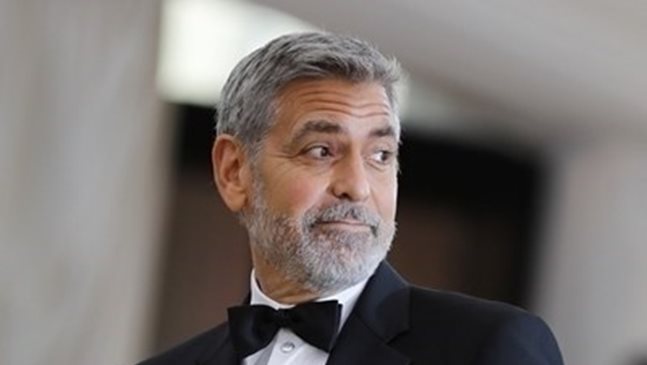 Джордж Клуни не е излизал от март, за да пази детето си с астма