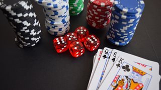 Възникващият проблем на онлайн хазарта