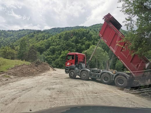 АПИ нареди: Стоп на всички пътни ремонти в Пловдивска област