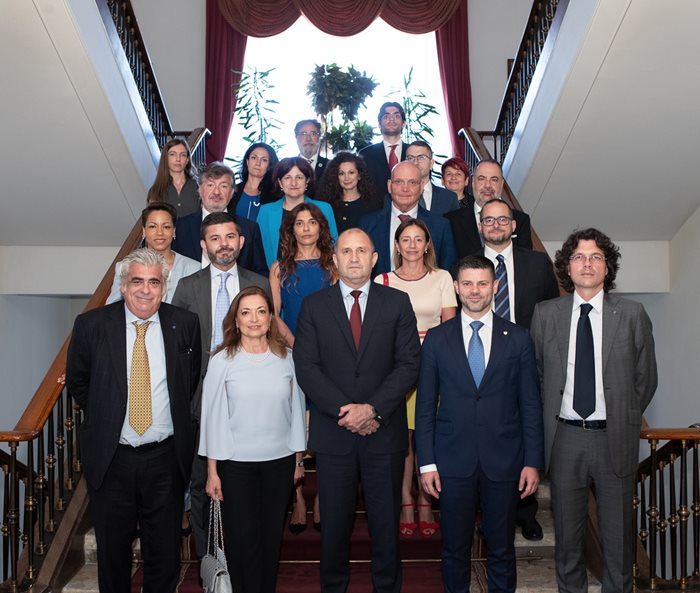 Румен Радев на среща с ръководството и представители на Сдружението на италианското предприемачество “Конфиндустрия България“
СНИМКА: Президентството
