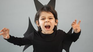 Как да НЕ реагираме на истериките на децата