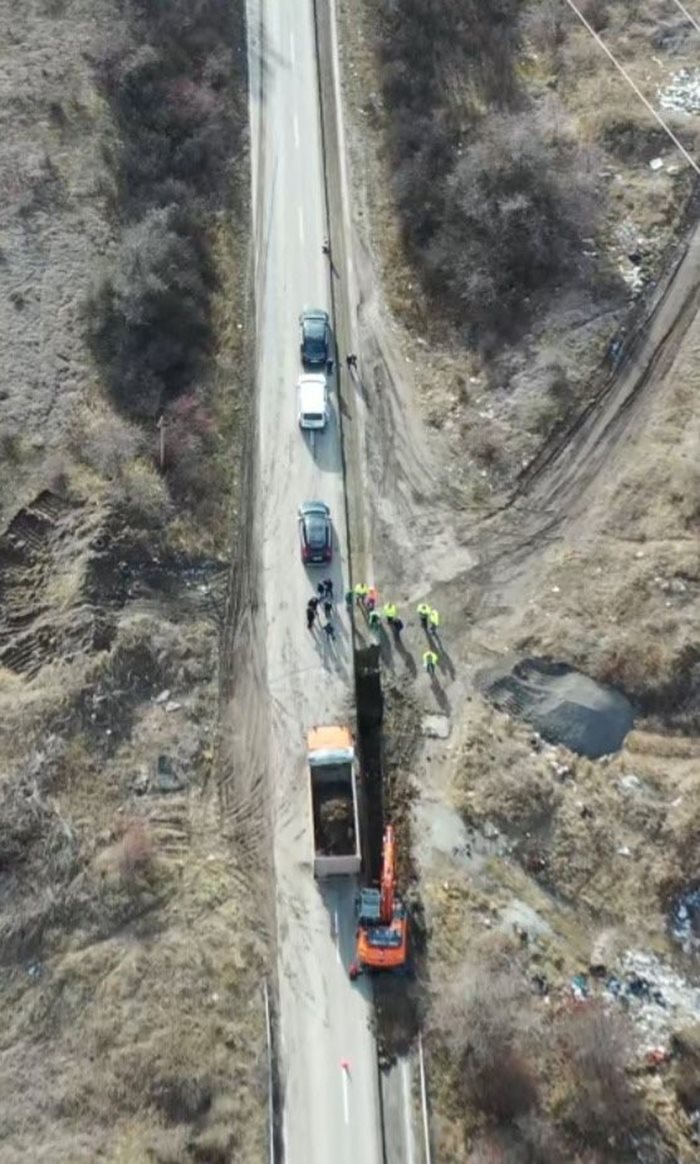 Ако трябва, ще се работи на повече смени, за да стане водопроводът за 30 дни.