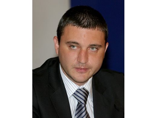 Горанов: Не се предвижда увеличение на данъците
