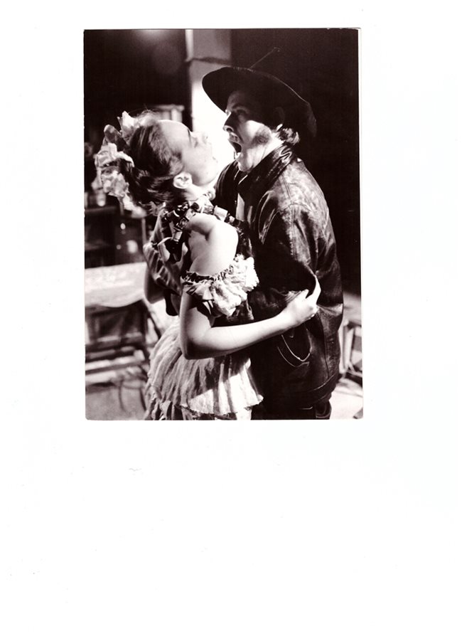 1982 г. Ани Вълчанова и Михаил билалов в постановката "Вятър в клоните на лавровото дърво"