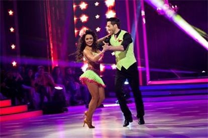 Хубавата Елена се връща в Dancing Stars