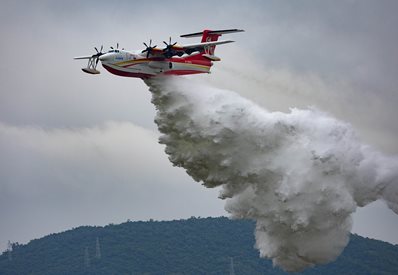 Китайският самолет-амфибия AG600M с нова поръчка за пет машини