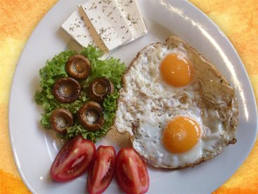 Месо и яйца на закуска за отслабване