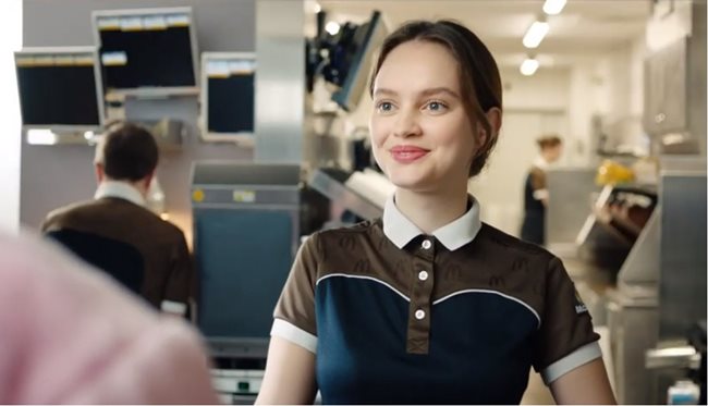 Дъщерята на София Кузева избрана за лице в немска предвеликденска реклама