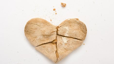 Начините, по които зодиите се справят с разбитото сърце