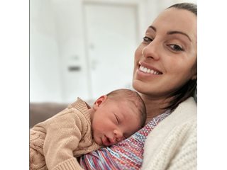 Ивет Лалова качи снимка с бебето: Не бих заменила това за нищо на света