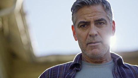 Приятели наказват Клуни, използвайки бащинството му (+видео)