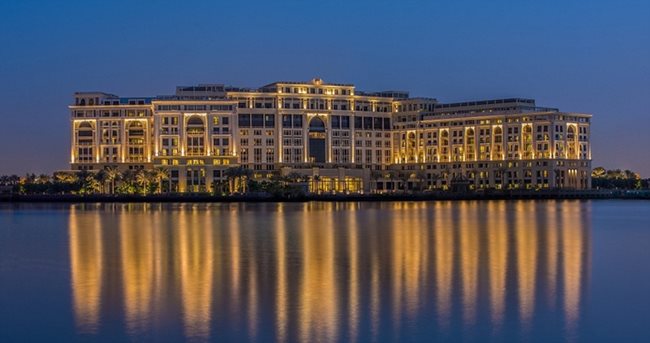 Palazzo Versace в Дубай, който Донатела Версаче откри преди година