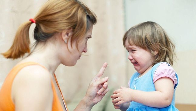 Правилно ли е майката да крещи на детето