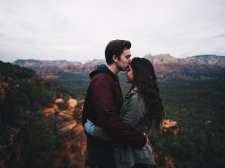 Какво разкрива начинът на целуване за връзката