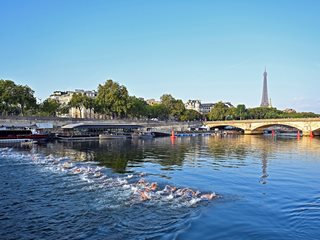 Лондон: Темза е опасна за спортистите!
Париж: В Сена ще плуват олимпийци!