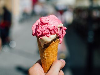 Обмислят да забранят купуването на сладолед и пица след полунощ в Милано