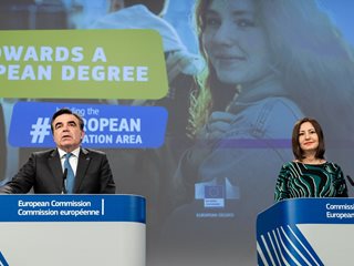 Създават евродиплома - ще се признава от всички в ЕС