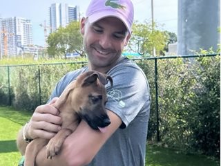 Григор Димитров осинови куче в Маями
(Видео)