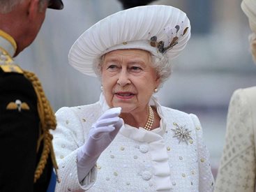 Кралица Елизабет пропуска за първи път от 70 г  планинските игри в Шотландия