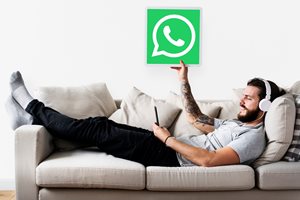 WhatsApp са започнали да тестват функция за транскрибиране на гласови съобщения. СНИМКА: freepik