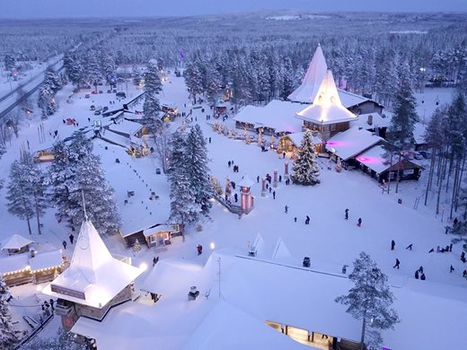 Нова година в Лапландия или Занзибар ще е по-евтина от Велинград