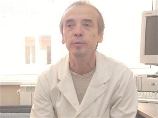 Д-р Атанас Мангъров