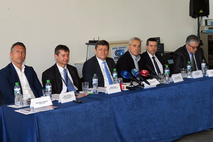 Асоциацията на българските авиокомпании очаква силен трафик на пътници и през тази година.