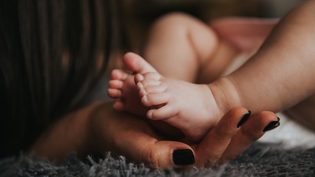 Какво е общото между хормоните и това да си добра майка