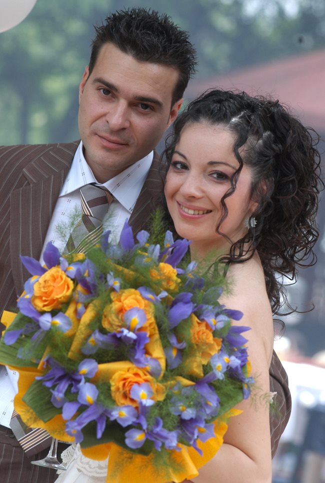 Слави Ангелов и Татяна Тасева в сватбения им ден