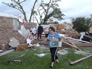 Торнадо взе жертви в Айова (Видео)