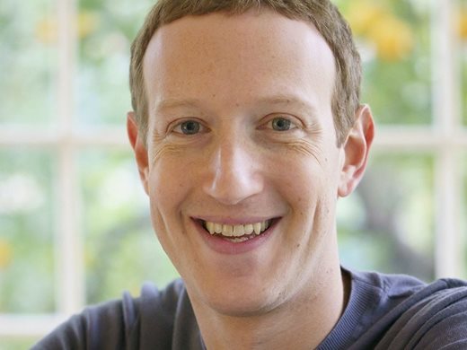 Зукърбърг: Фейсбук закъсня с противодействието срещу намесата в избори