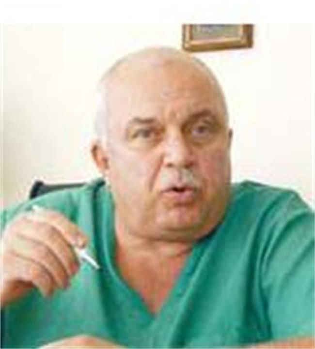 Доц. д-р Николай Доганов, началник на Втора гинекологична клиника в “Майчин дом”