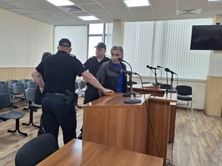 Обвиненият в убийство на другар по чашка в Пловдив не иска в ареста: Ако може, с гривна