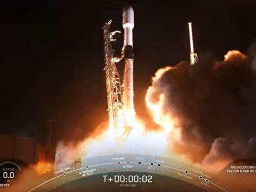 "Спейс Екс" изстреля първа ракета в орбита за 2023 г.