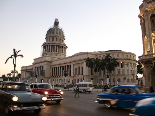 Куба предвижда спад на туризма заради 
американските санкции