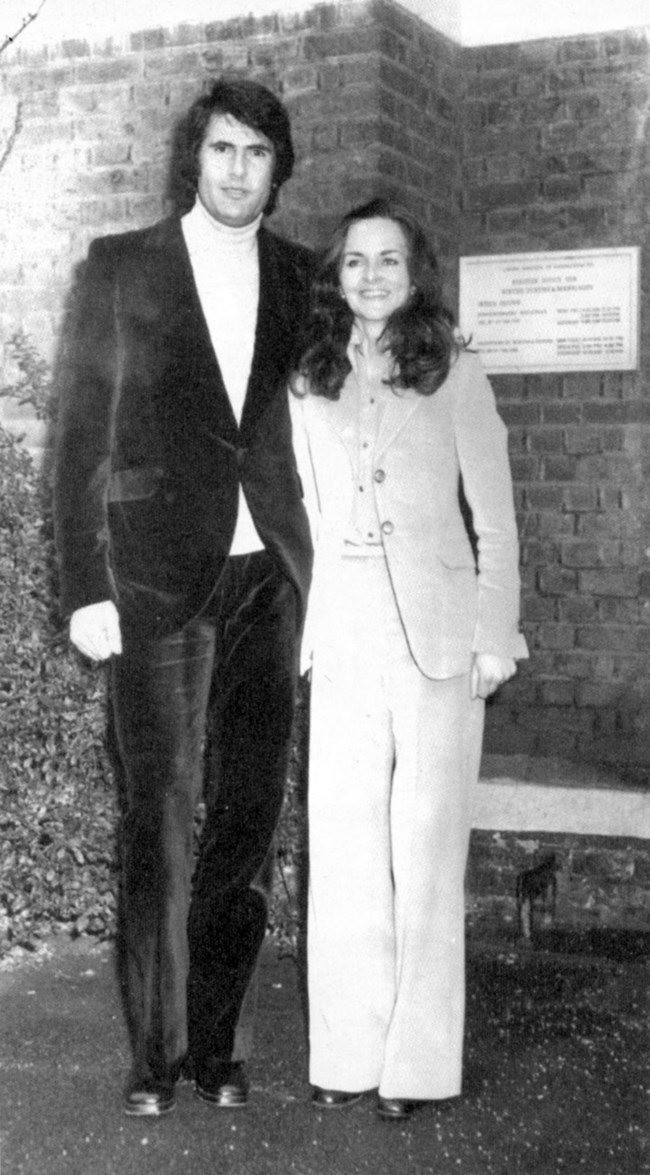 1972 г. Сватбата с Джина Меткалф в Хамерсмит