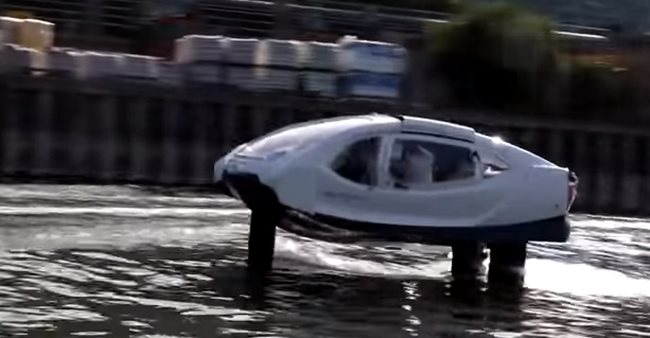 Водните таксита "Сий бабълс" ("Морски балончета") представляват малки плавателни съдове, задвижвани с електричество КАДЪР: youtube/Le Parisien