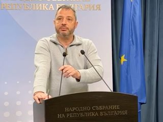 Делян Добрев: Очаква се недостиг на електроенергия още през януари и февруари