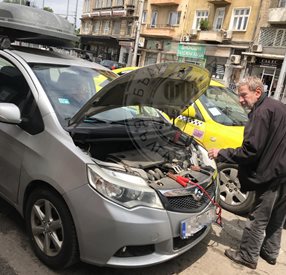 Йоско закъса, таксиджия го спасява