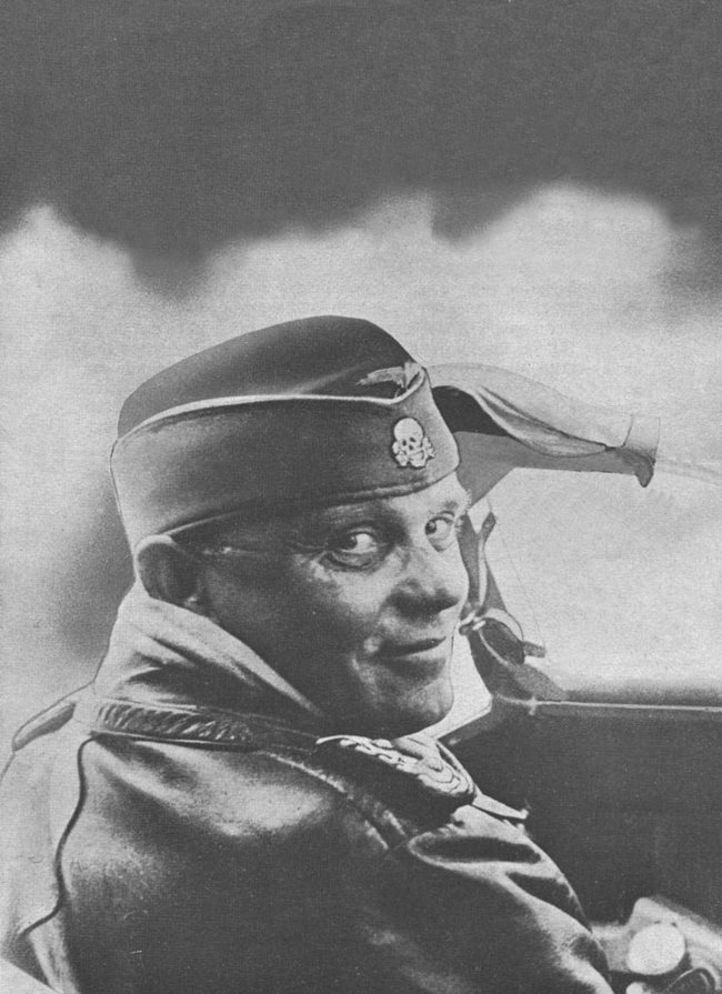 Ханс Баур - личният пилот на Хитлер
