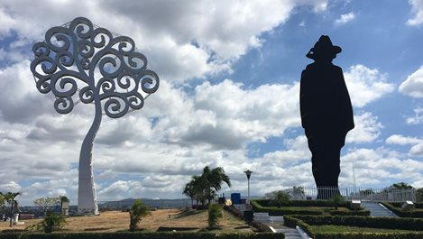 Никарагуа - дървото на живота и портата към ада (галерия)