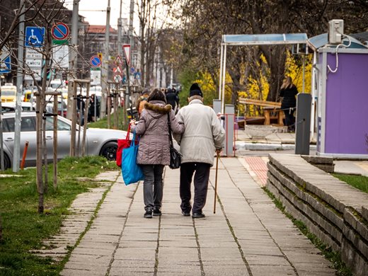 Най-ниската средна пенсия се получава в Кърджали, най-високата – в София, според данни на НОИ